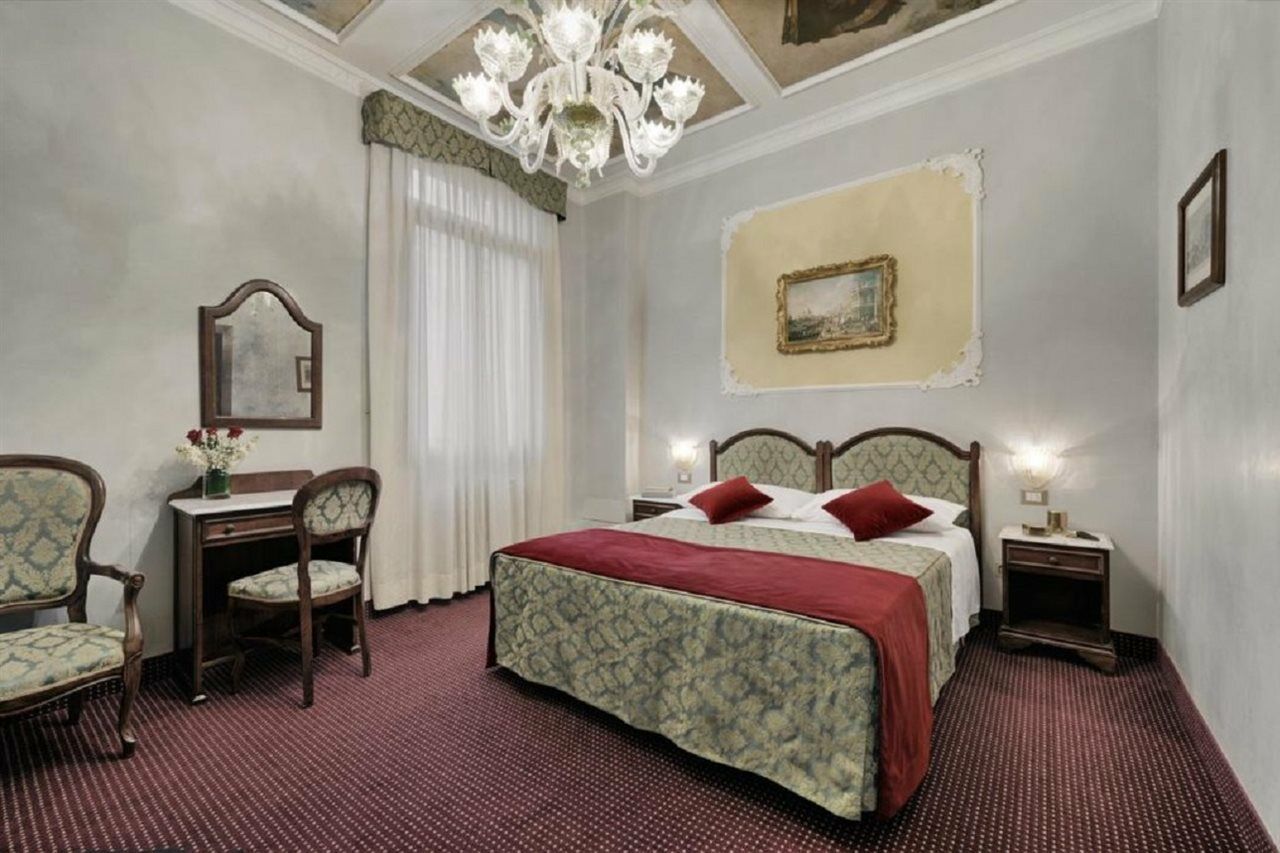 Pausania Venice